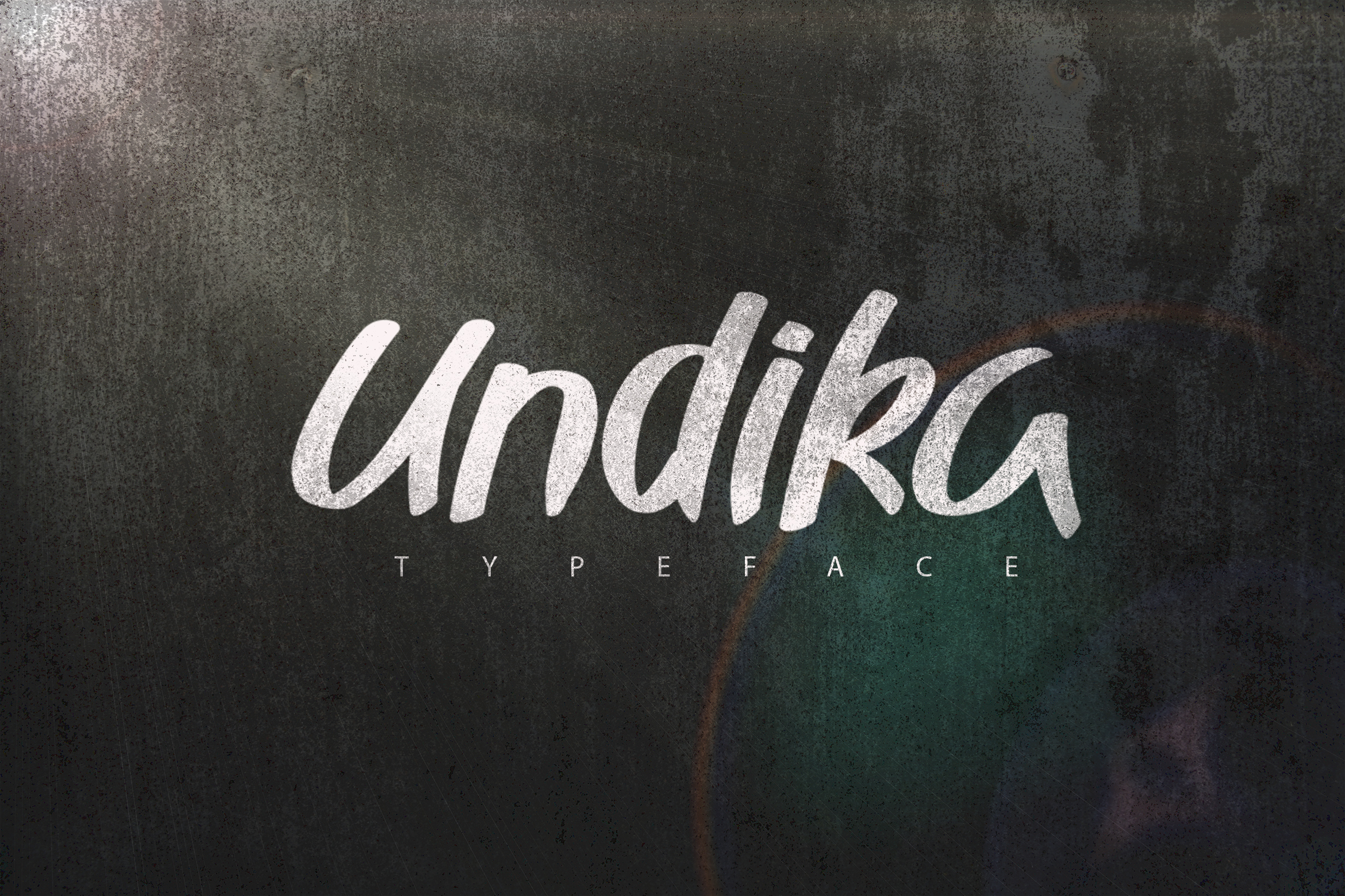 Laden Sie die Undika Typeface kostenlos herunter - Modern und Vielseitig